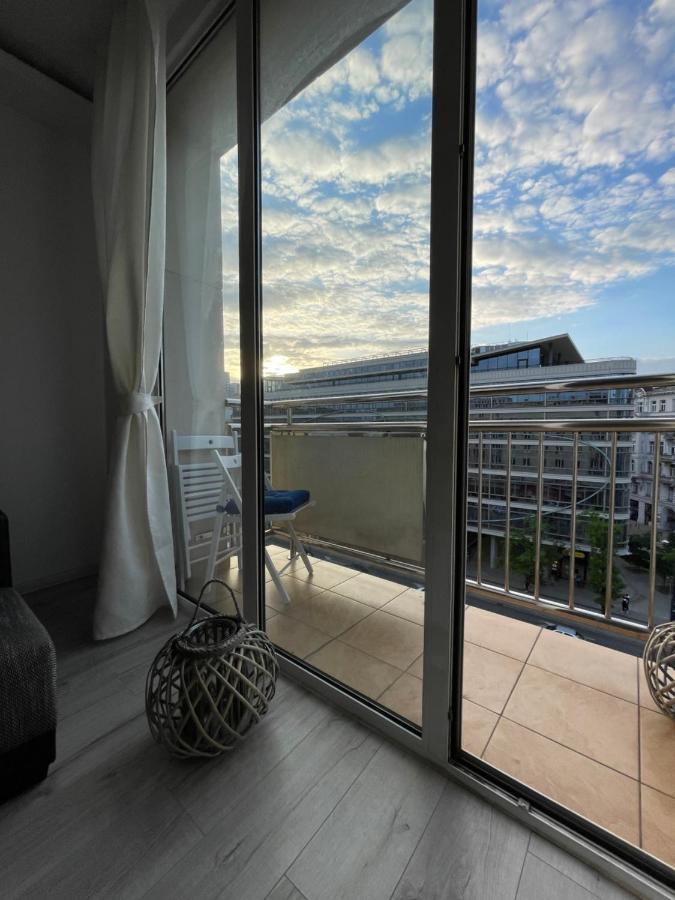 Apartment Aleje Jerozolimskie: With Free Parking *
